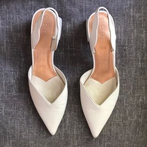 Ted Baker • Ivory Sling Back Block Pointed Toe